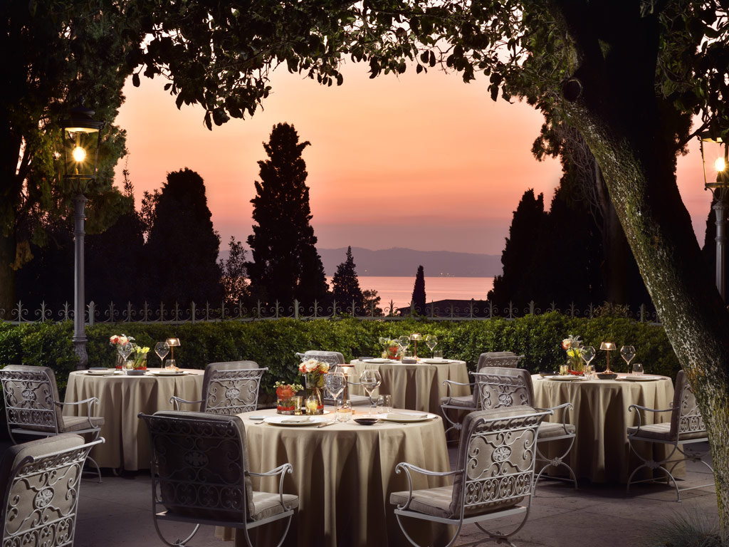 1024-Gallery_Cena-esterna-00