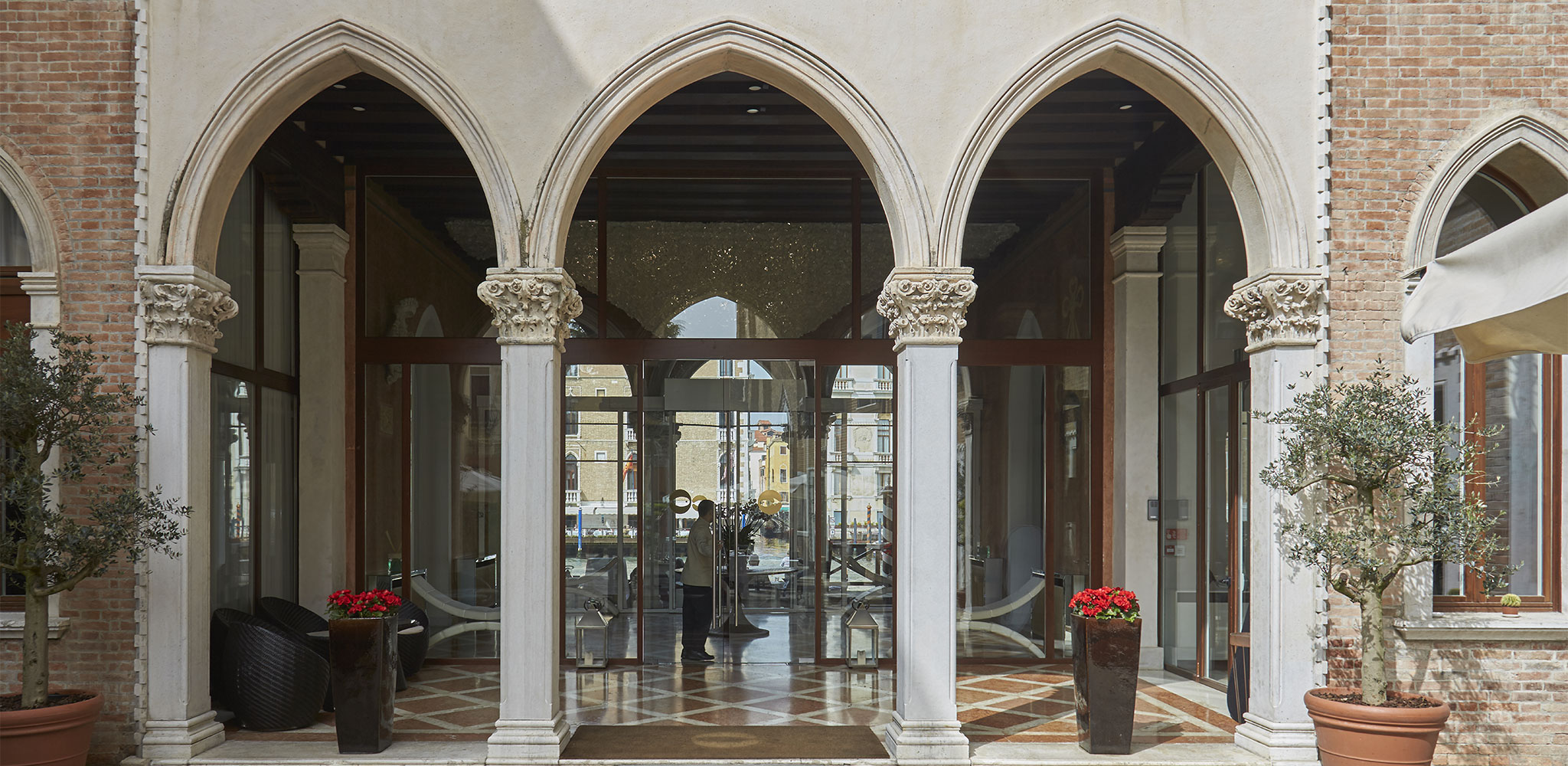 Hotel-on-Grand-Canal-Centurion-Palace