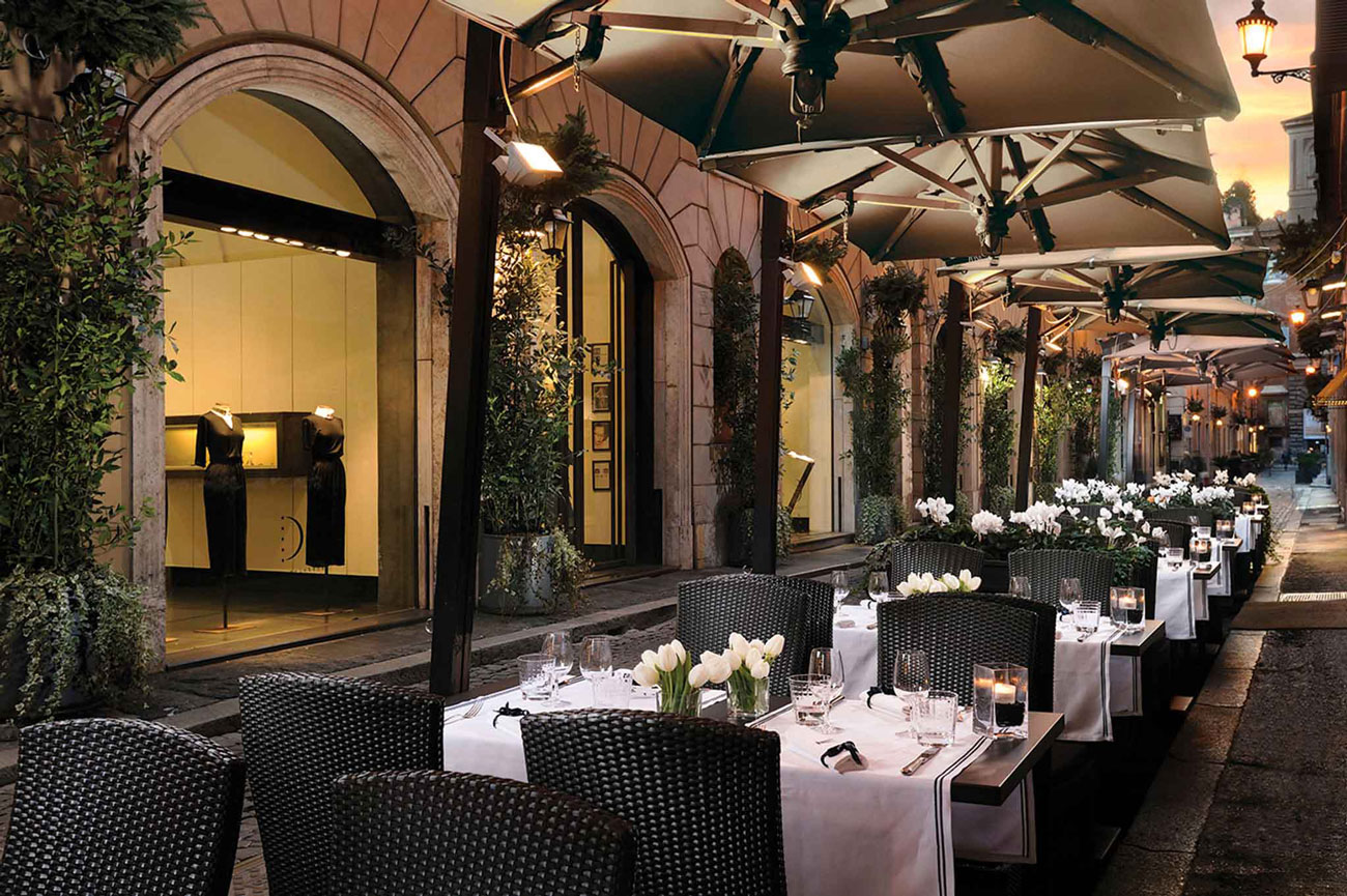 Luxury-hotel-in-central-Rome-Starhotels-Hotel-d-Inghilterra-Outdoor-Restaurant