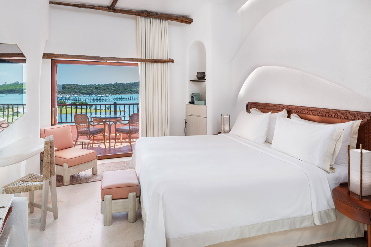 olblc-king-guestroom-7434-hor-clsc