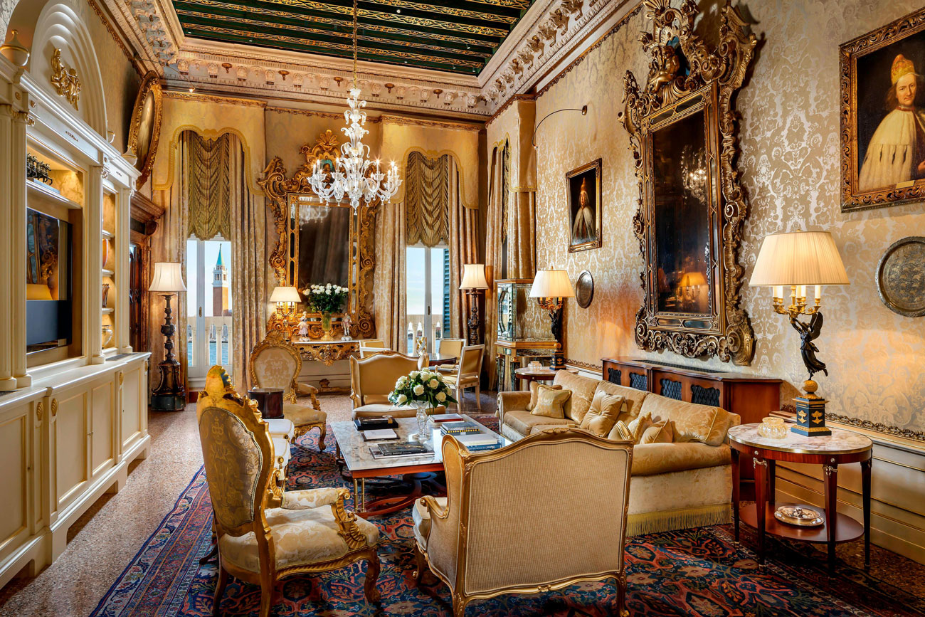 vcelc-royal-suite-2088-hor-clsc